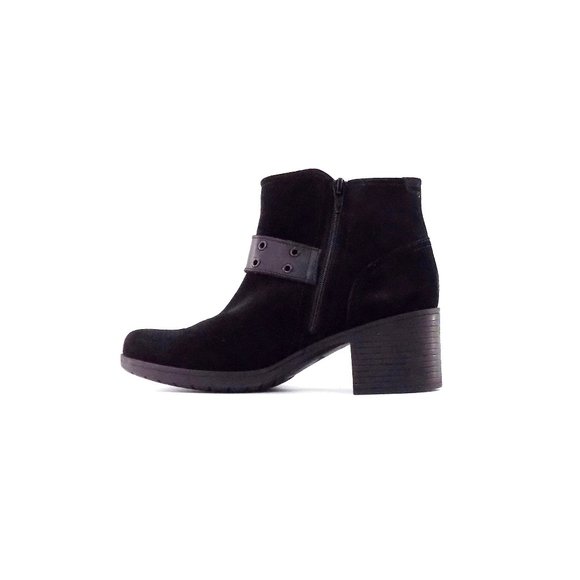 Clarks Shoes Clarks Hollis Star Ankle Booties Poshmark